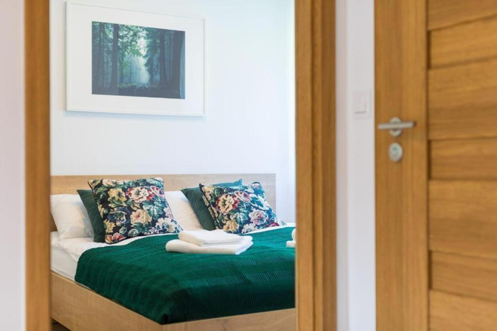 Apartament Sloneczny - Widok Na Gory I Skrzyczne 什切尔克 外观 照片